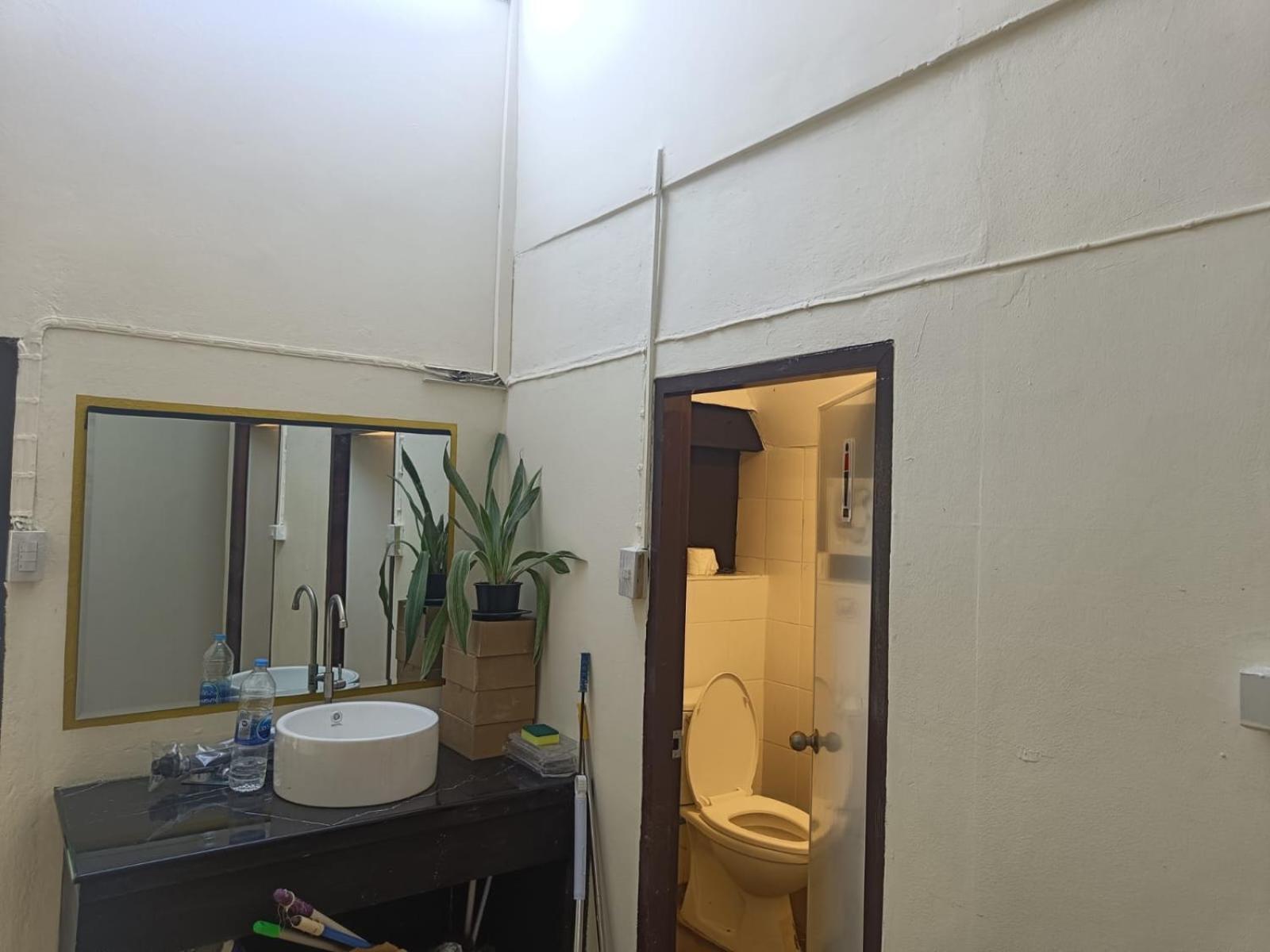 The House Hostel Bangkok Dış mekan fotoğraf